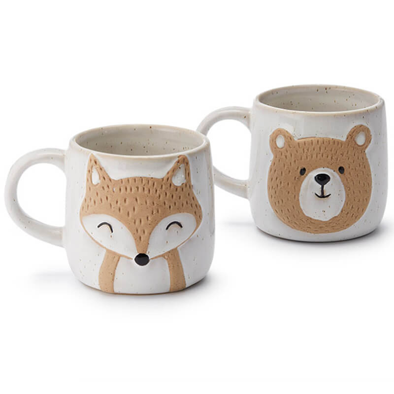Tazza in ceramica "Carlo & Foxy" da 0,45 l con disegno in rilievo assortito di una volpe/orso. Simpatiche e perfette per bere un ottimo tè in compagnia!